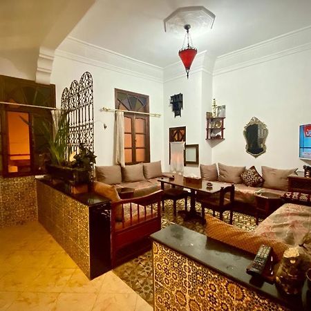 Appartement Meuble 5 Personnes En Plein Centre Ville Rabat Extérieur photo