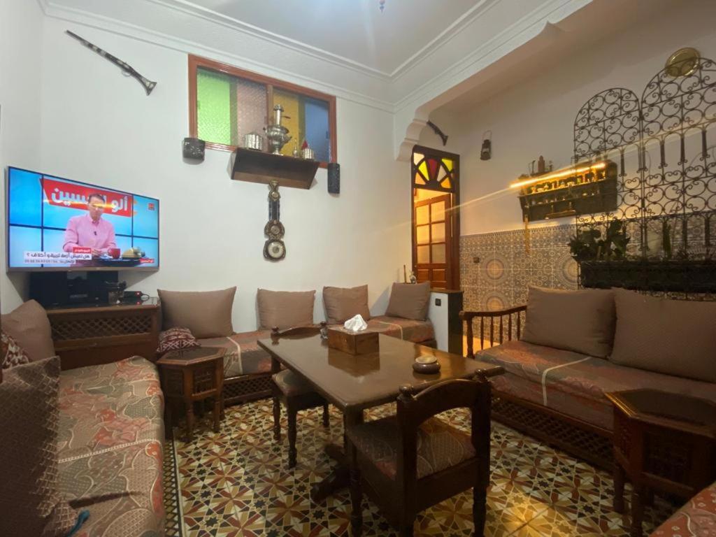 Appartement Meuble 5 Personnes En Plein Centre Ville Rabat Extérieur photo