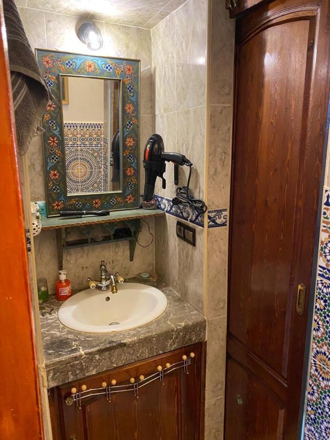 Appartement Meuble 5 Personnes En Plein Centre Ville Rabat Extérieur photo